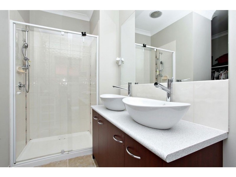 39 Camelot Drive, Tarneit VIC 3029