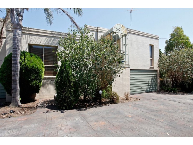 1/20-22 Retreat Place, Werribee VIC 3030