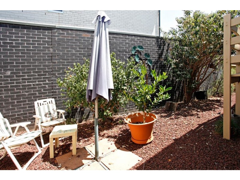 1/20-22 Retreat Place, Werribee VIC 3030
