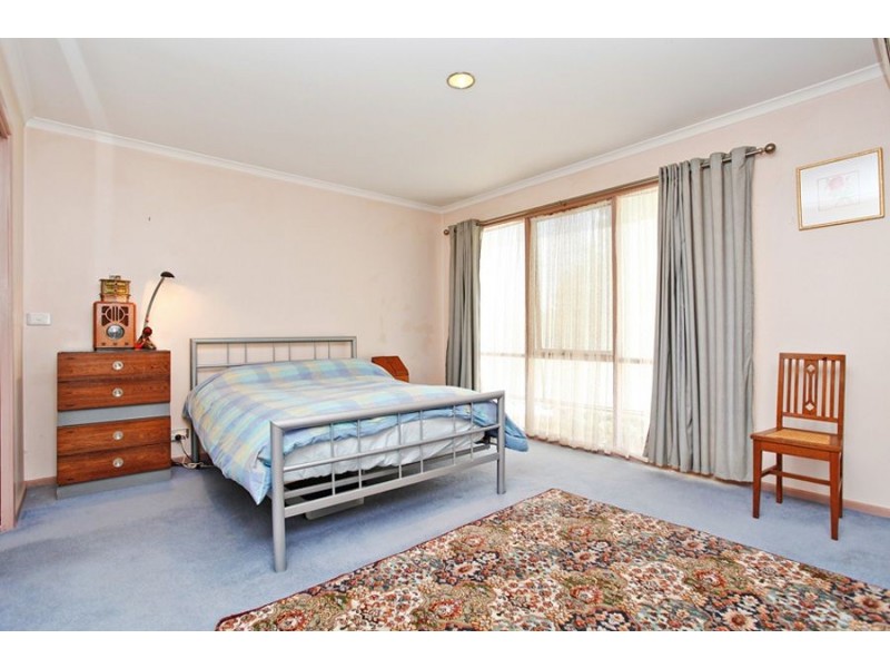 1/20-22 Retreat Place, Werribee VIC 3030