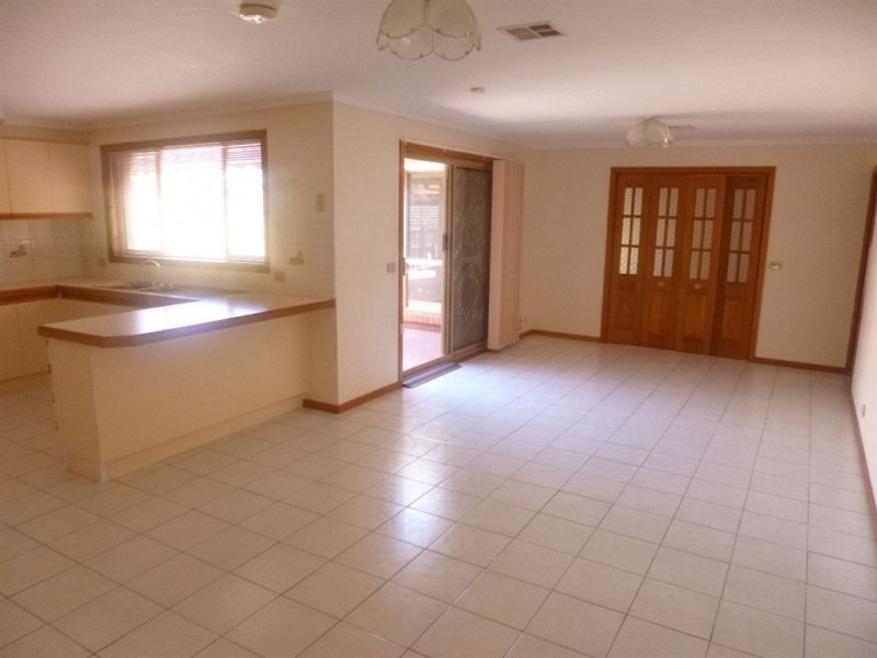 41 Bartlett Crescent, Hoppers Crossing VIC 3029