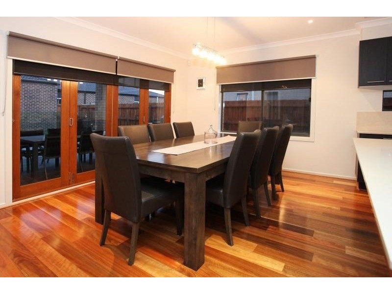 346 Boardwalk Boulevard, Point Cook VIC 3030