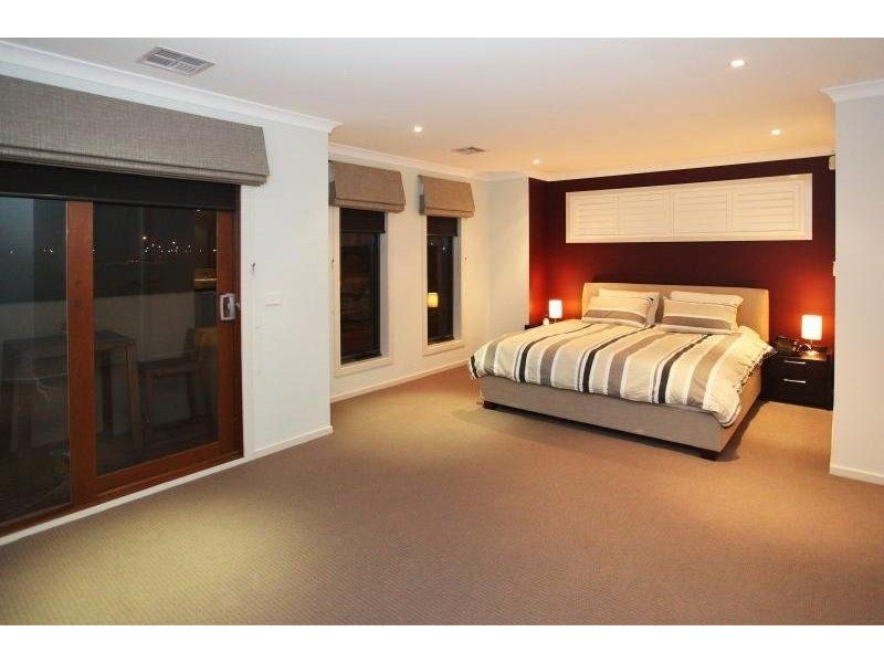 346 Boardwalk Boulevard, Point Cook VIC 3030