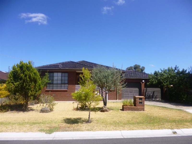 11 Hunter Avenue, Hoppers Crossing VIC 3029