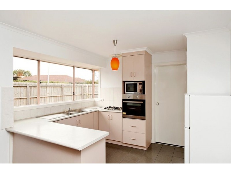 27 Tigris Close, Werribee VIC 3030