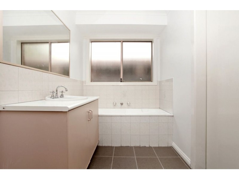 27 Tigris Close, Werribee VIC 3030