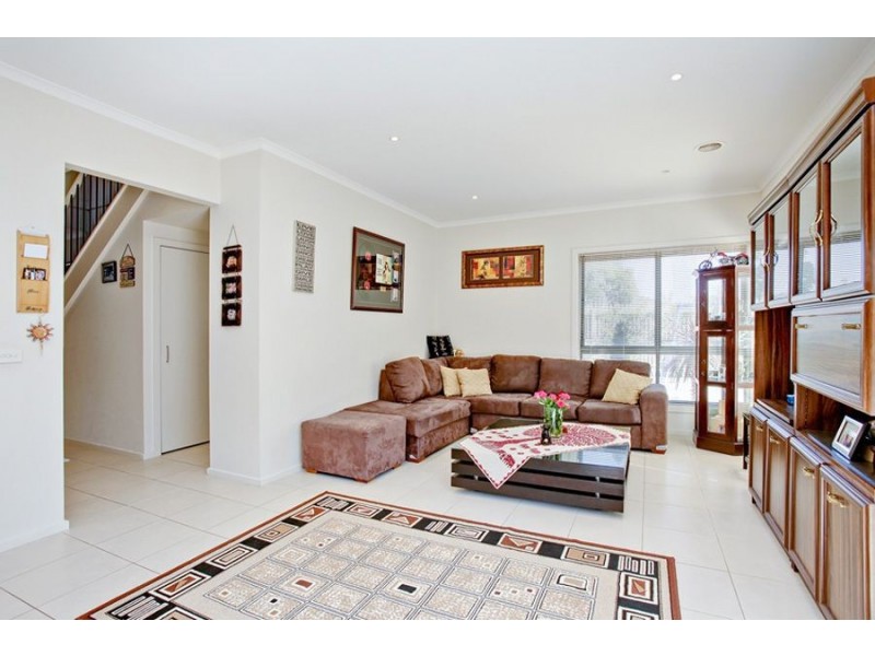 32 Turnstone Drive, Point Cook VIC 3030