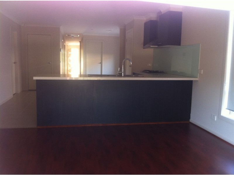 77 Hamish Drive, Tarneit VIC 3029
