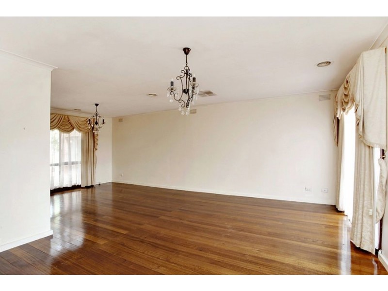 19 Loyola Road, Werribee VIC 3030