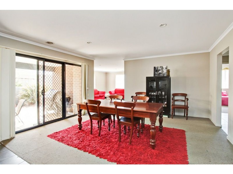 4 Hydrangea Drive, Point Cook VIC 3030