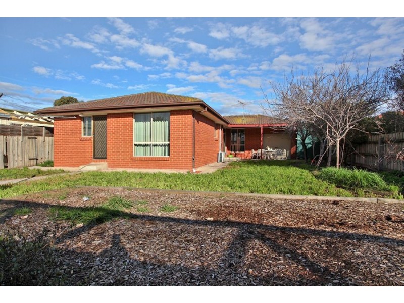 13 Tiber Close, Werribee VIC 3030