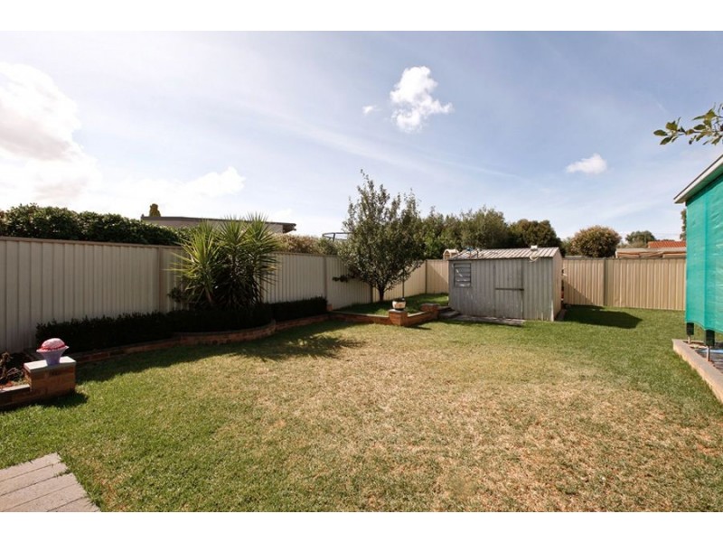 6 Quartok Avenue, Werribee VIC 3030