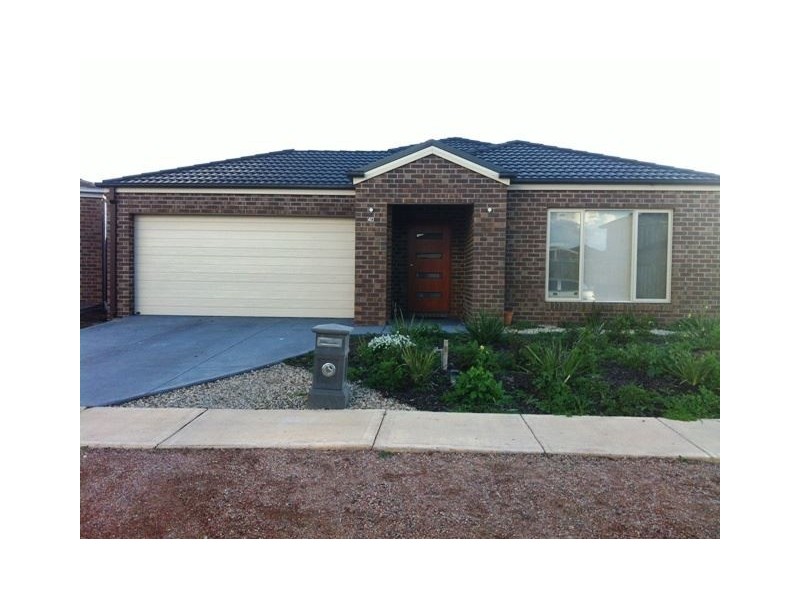 40 Loon Drive, Williams Landing VIC 3027