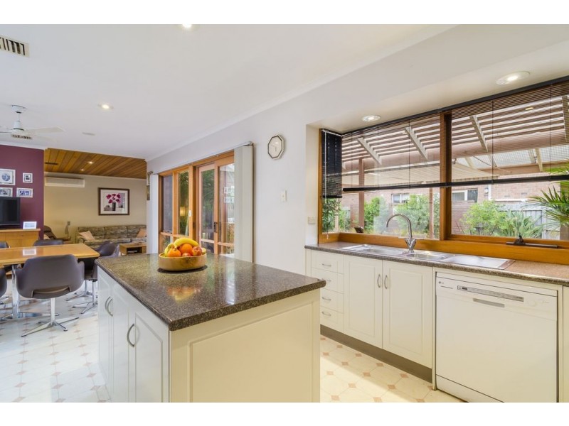 2 Nicole Court, Werribee VIC 3030