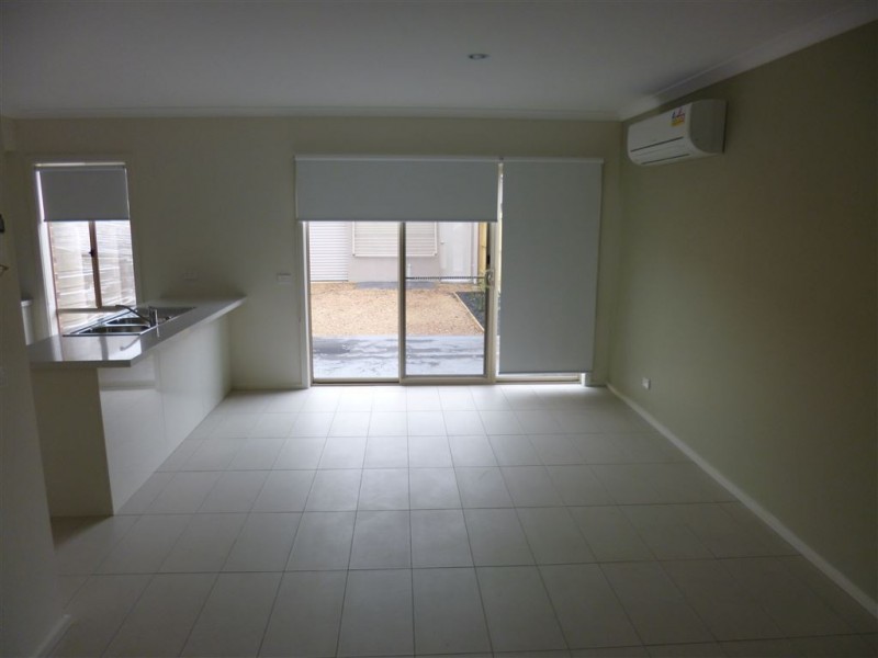 28 Scrubwren Drive, Williams Landing VIC 3027