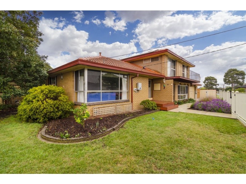 27 Baden Drive, Hoppers Crossing VIC 3029