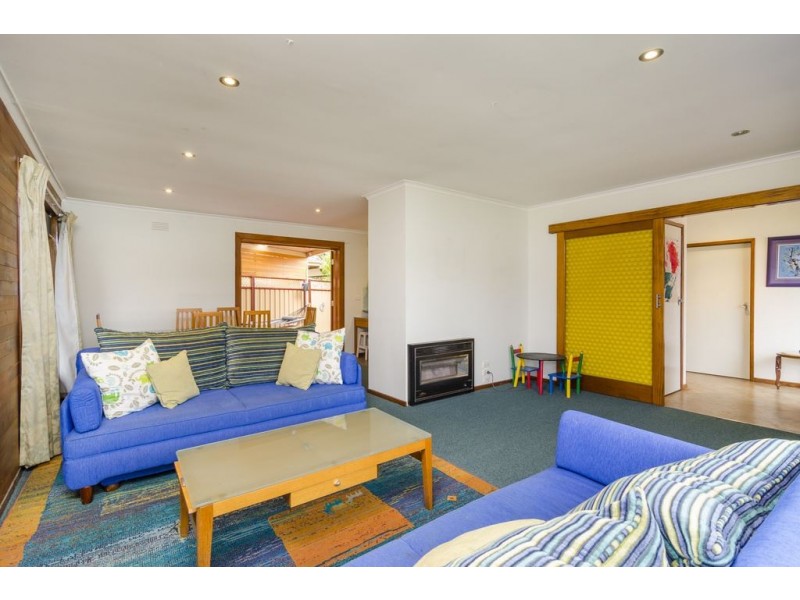 27 Baden Drive, Hoppers Crossing VIC 3029