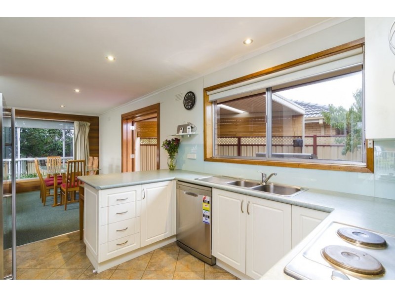 27 Baden Drive, Hoppers Crossing VIC 3029