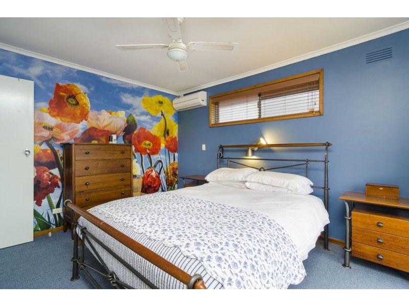 27 Baden Drive, Hoppers Crossing VIC 3029