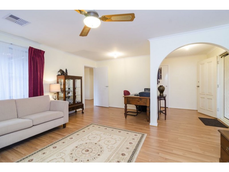 5 Nantilla Crescent, Werribee VIC 3030