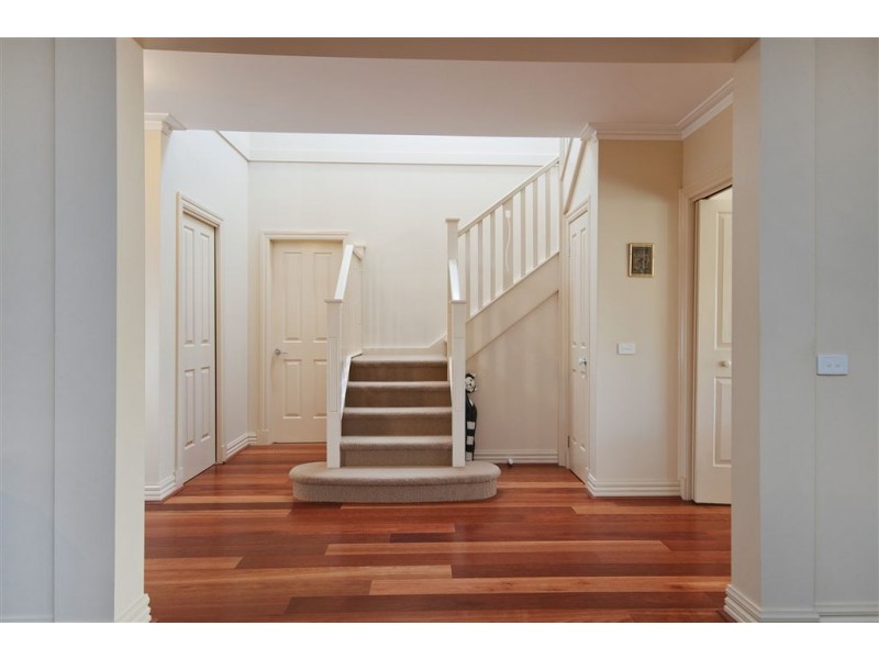 15 Little John Court, Werribee VIC 3030