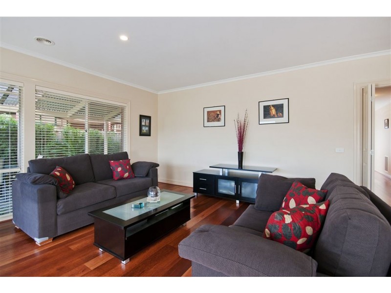 15 Little John Court, Werribee VIC 3030