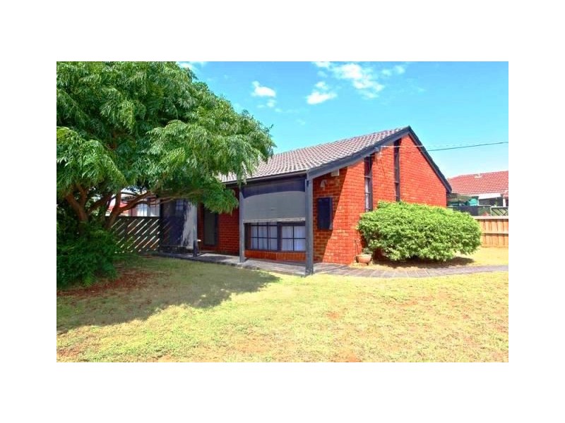 20 Sunbird Crescent, Hoppers Crossing VIC 3029