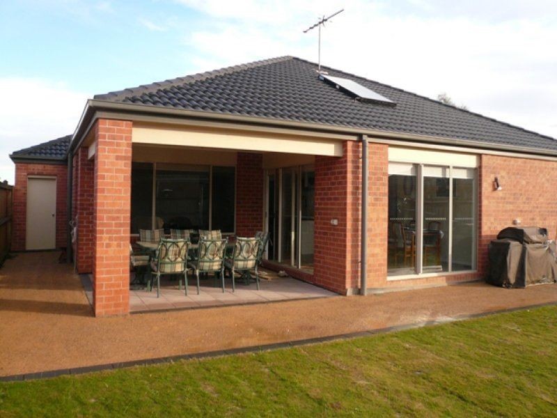 9 Cepora Road, Tarneit VIC 3029