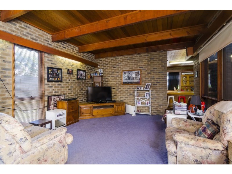 225 Princes Hwy, Werribee VIC 3030