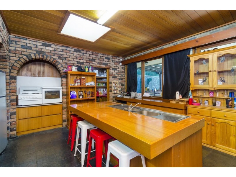 225 Princes Hwy, Werribee VIC 3030