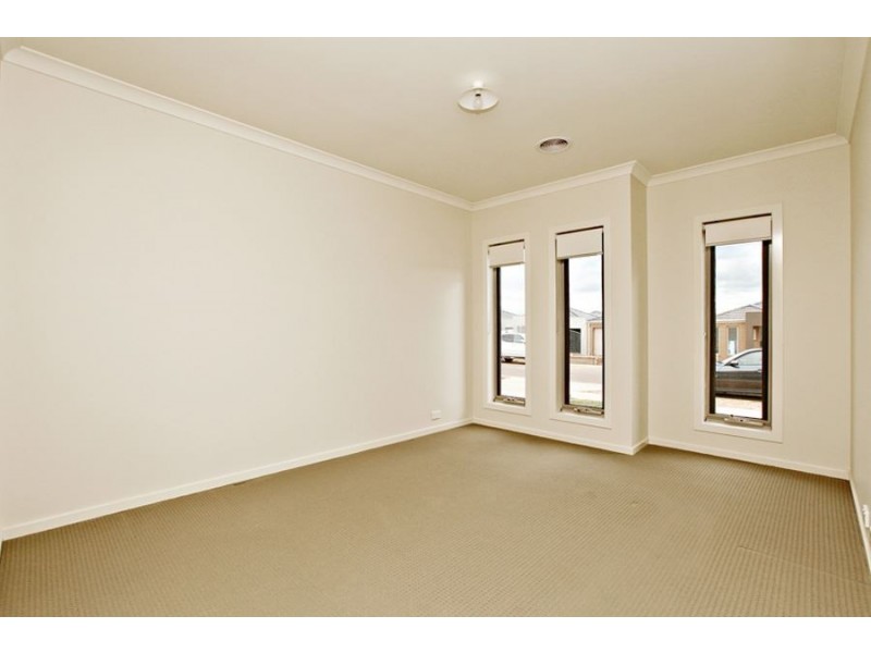 15 Maryann Way, Tarneit VIC 3029