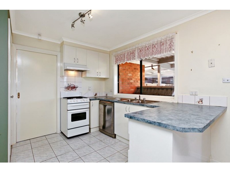 8 Carrington Close, Wyndham Vale VIC 3024
