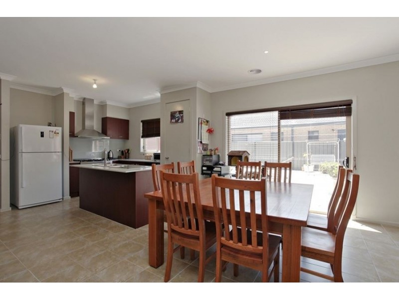 39 Camelot Drive, Tarneit VIC 3029