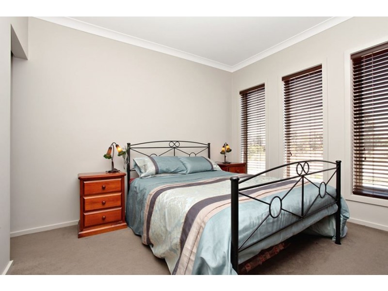 39 Camelot Drive, Tarneit VIC 3029