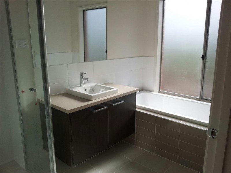 17 Columbia Street, Tarneit VIC 3029