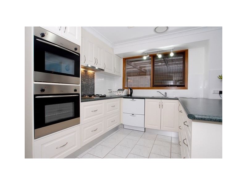 7. Hakea Court, Altona Meadows VIC 3028