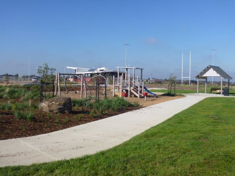 8 Mopane Circuit, Wyndham Vale VIC 3024