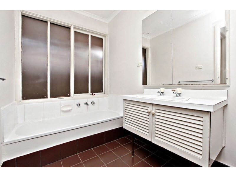 4 Hayden Street, Hoppers Crossing VIC 3029