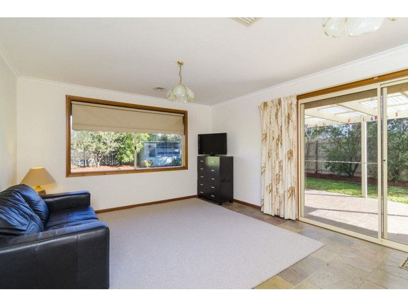 32 Montpellier Drive, Werribee VIC 3030