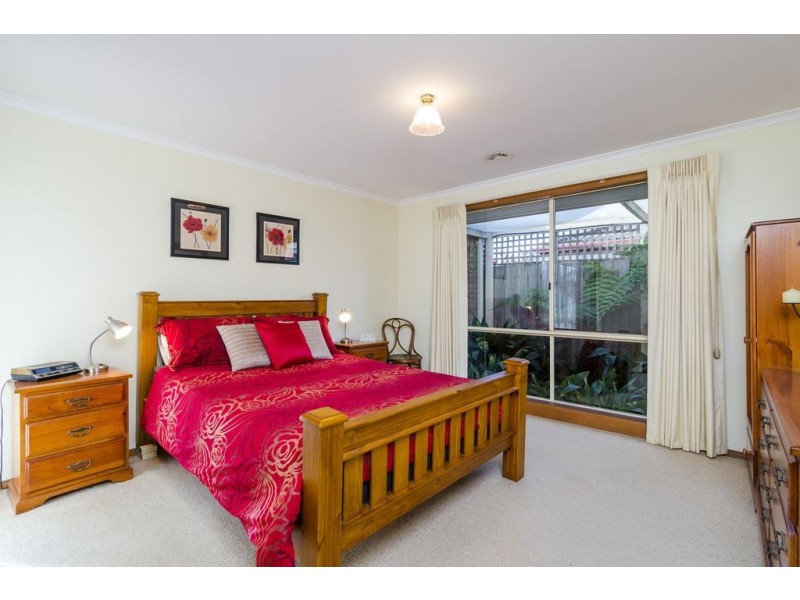 32 Montpellier Drive, Werribee VIC 3030