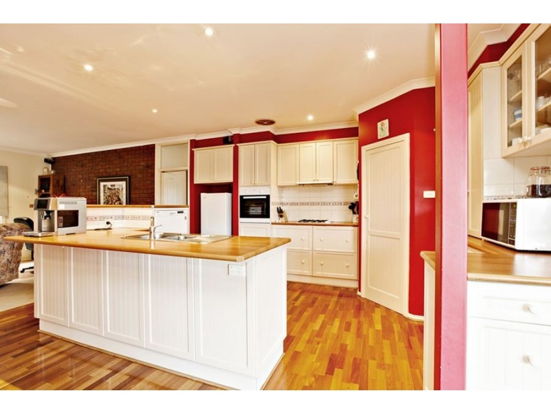 11 Sasha Court, Werribee VIC 3030