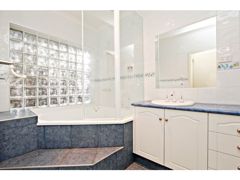 11 Sasha Court, Werribee VIC 3030