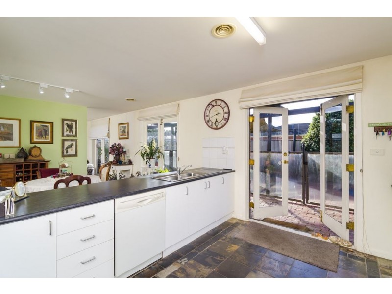 11 Haven Court, Werribee VIC 3030