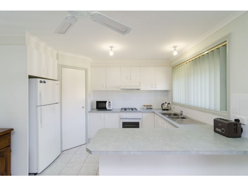 2/33 Mossfiel Drive, Hoppers Crossing VIC 3029