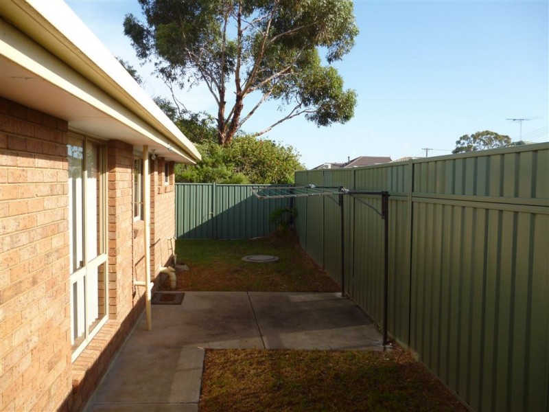 3/73 Rosella Ave, Werribee VIC 3030