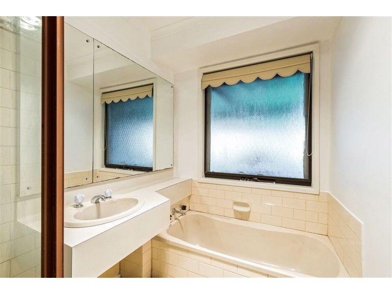 39 Swan Street, Werribee VIC 3030