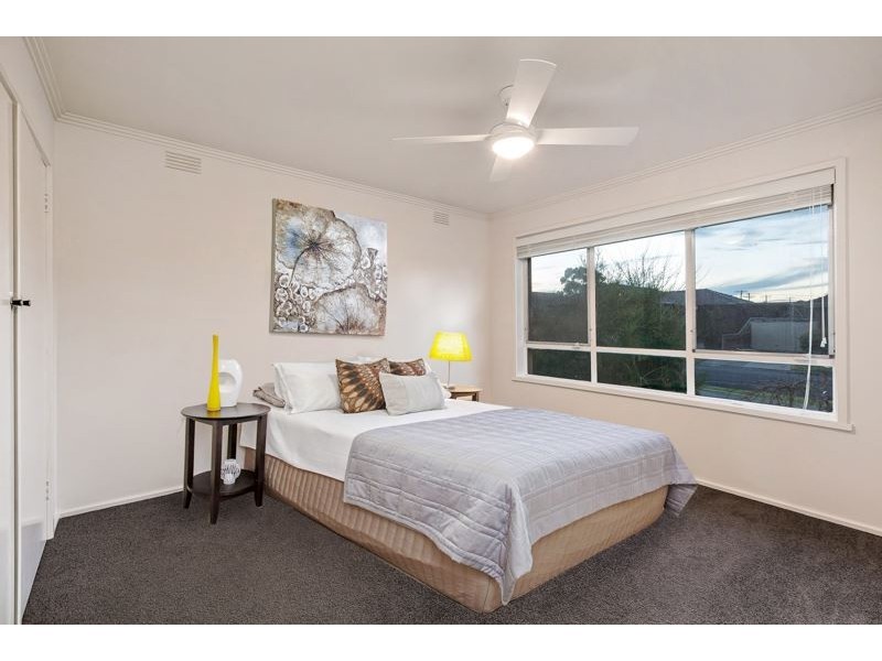 17 Moffatt Crescent, Hoppers Crossing VIC 3029