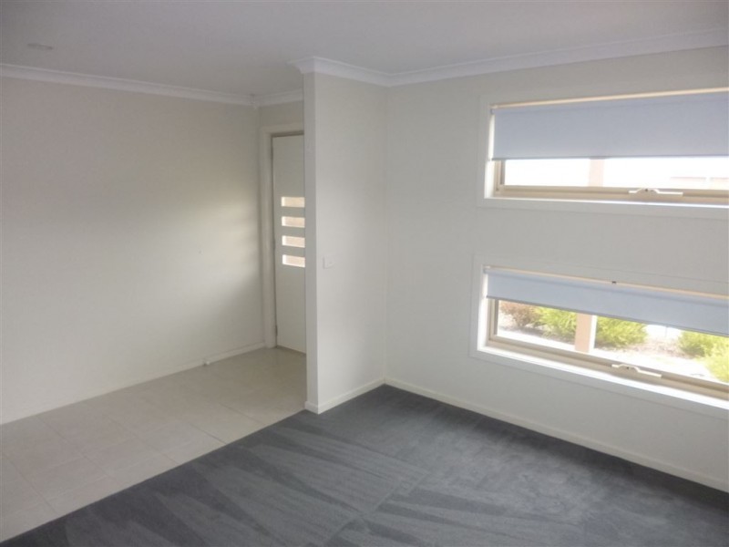 38 Mayfield Avenue, Truganina VIC 3029