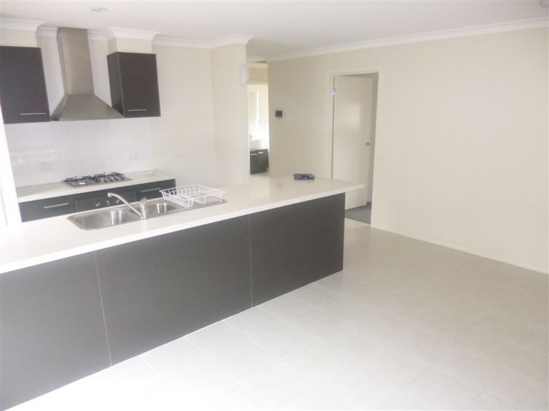 38 Mayfield Avenue, Truganina VIC 3029