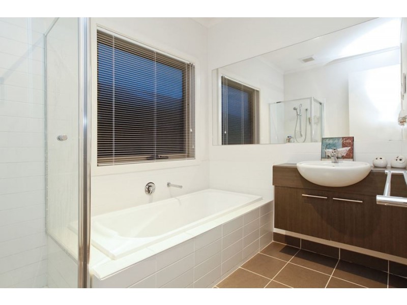 14 Crissa Street, Tarneit VIC 3029